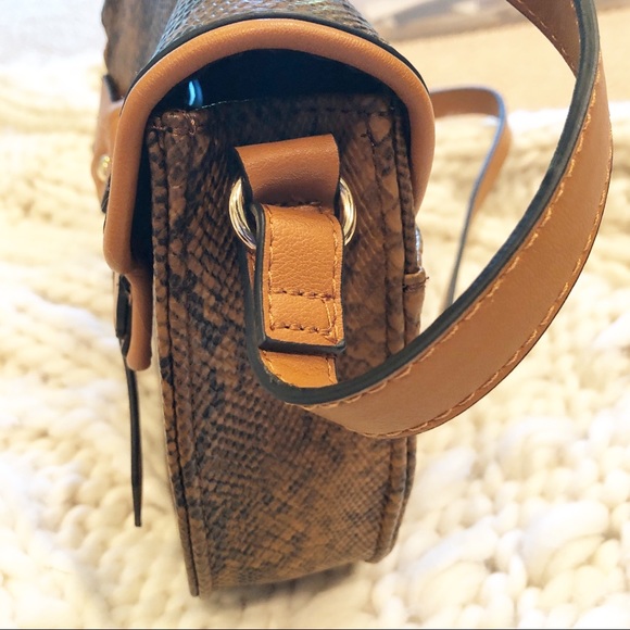 Neiman Marcus Belted Saddle Bag Faux Python NWT - Picture 3 of 7